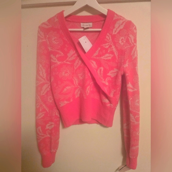 Sweater - Picture 2 of 4